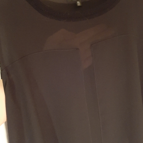 Black blouse - Picture 3 of 5